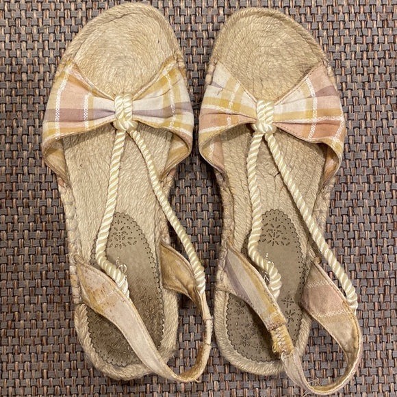 Kenzie 7.5 Plaid Espadrille Sandals - Picture 3 of 9